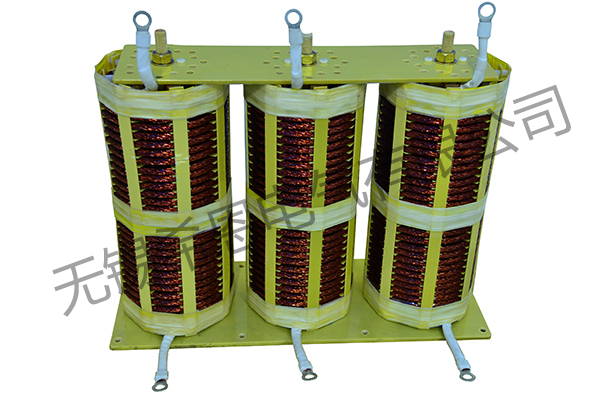 為什麽從隔離小黄片入口链接出來的電線要用電筆測量零線和火線？